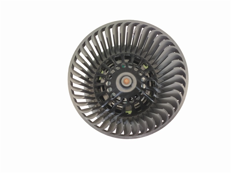 Recambio de ventilador calefaccion para peugeot 208 access referencia OEM IAM T1013140A  