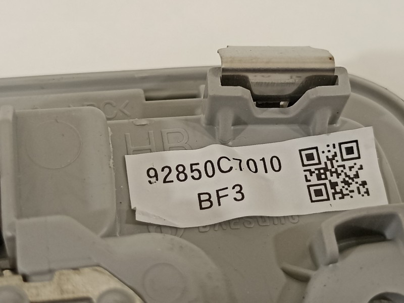 Recambio de luz interior para kia stonic (ybcuv) platinum edition referencia OEM IAM 92850C7010BF3  