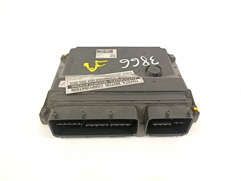 Recambio de centralita motor uce para lexus is200 (ds2/is2) 220d referencia OEM IAM 8966153741  