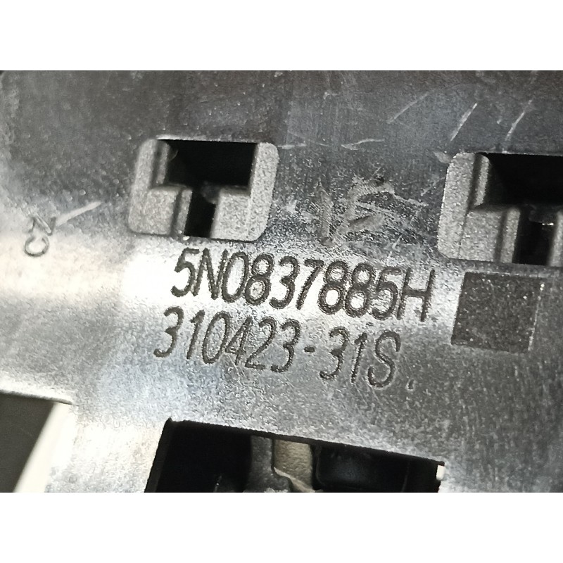 Recambio de maneta exterior delantera izquierda para seat arona xperience referencia OEM IAM 5N0837885H  