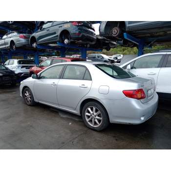 TOYOTA COROLLA SEDÁN (_E15_)