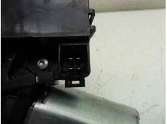 Recambio de motor limpia trasero para toyota yaris active referencia OEM IAM 851300D020 0390201861  2