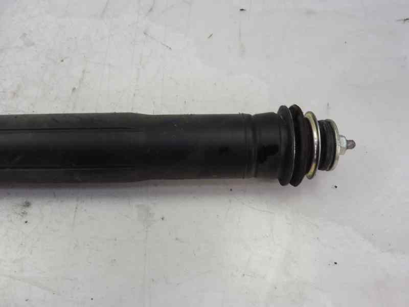 Recambio de amortiguador trasero izquierdo para toyota yaris active referencia OEM IAM   