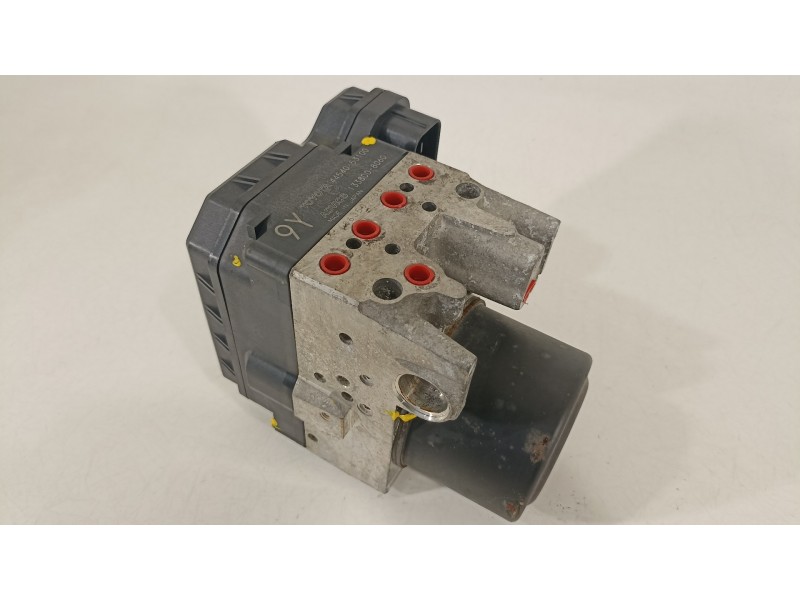 Recambio de abs para lexus is200 (ds2/is2) 220d referencia OEM IAM 4454053100 1338008060  Recambio de abs para lexus is200 (ds2/is2) 220d referencia OEM IAM 4454053100 1338008060