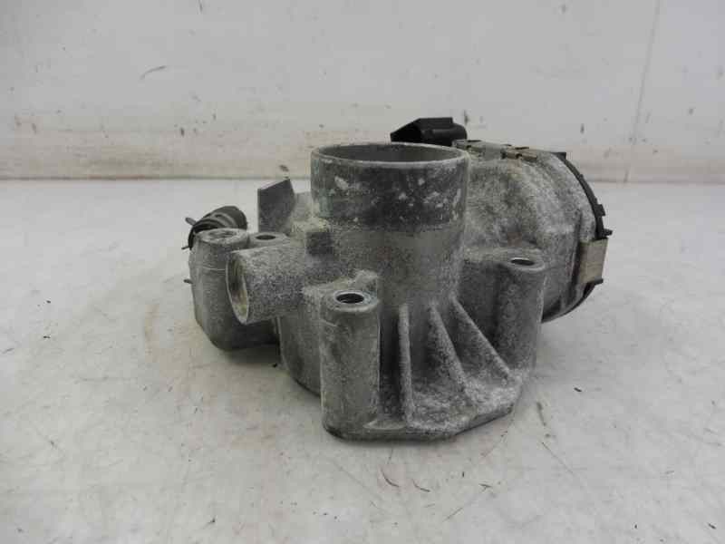 Recambio de caja mariposa para toyota yaris active referencia OEM IAM 220300Q020  