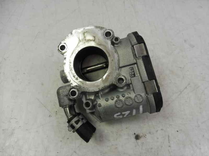 Recambio de caja mariposa para toyota yaris active referencia OEM IAM 220300Q020  