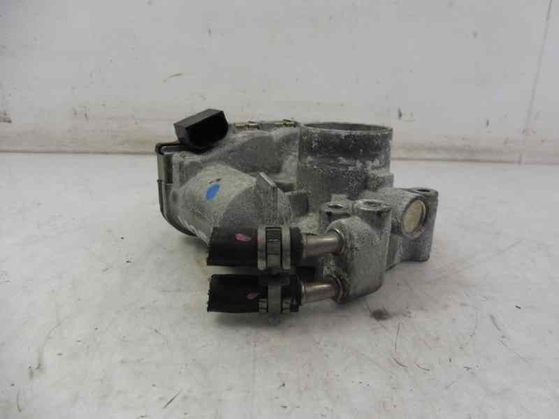 Recambio de caja mariposa para toyota yaris active referencia OEM IAM 220300Q020  