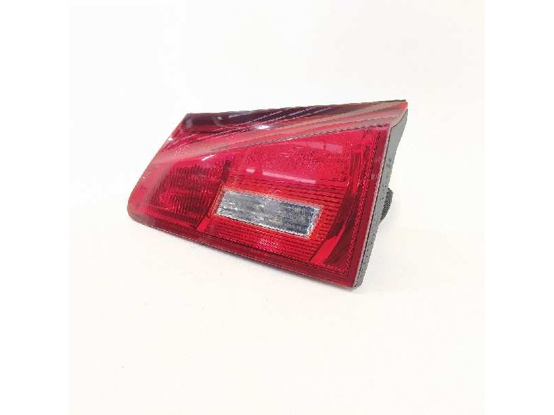 Recambio de piloto trasero derecho en porton para lexus is200 (ds2/is2) 220d referencia OEM IAM   