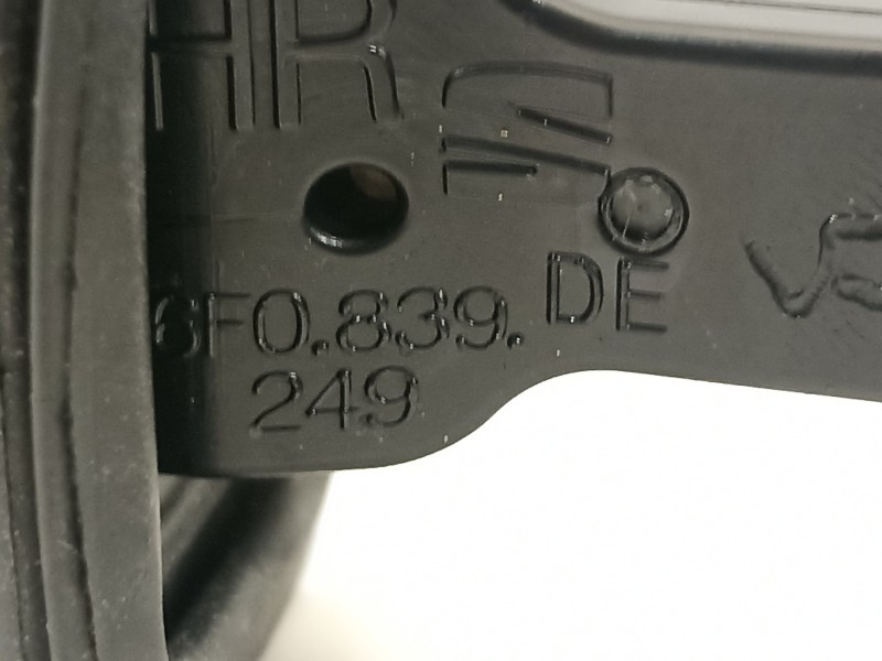 Recambio de retenedor puerta para seat arona xperience referencia OEM IAM 6F0839267  