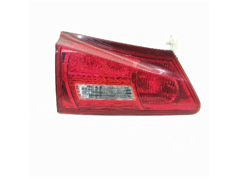 Recambio de piloto trasero izquierdo en porton para lexus is200 (ds2/is2) 220d referencia OEM IAM   