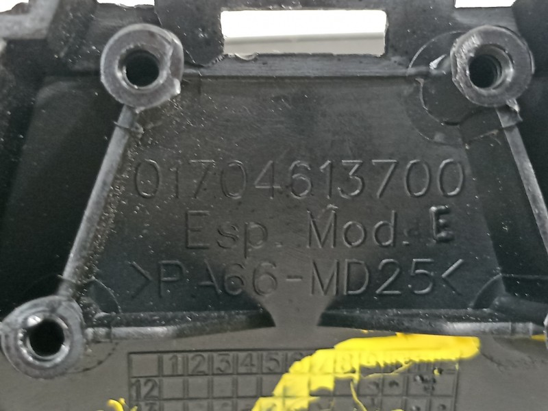 Recambio de espejo interior para fiat 500 abarth referencia OEM IAM 01704613700  