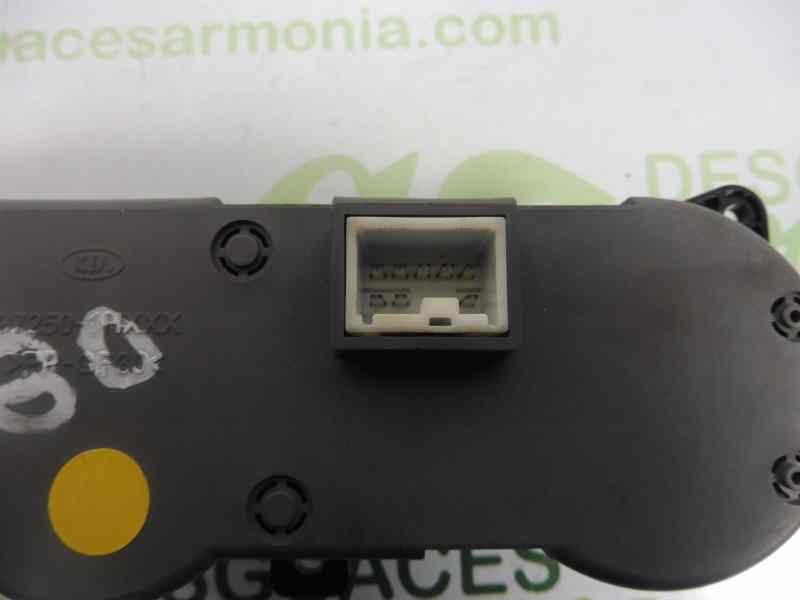 Recambio de mando climatizador para kia cee´d concept referencia OEM IAM 972501H200  