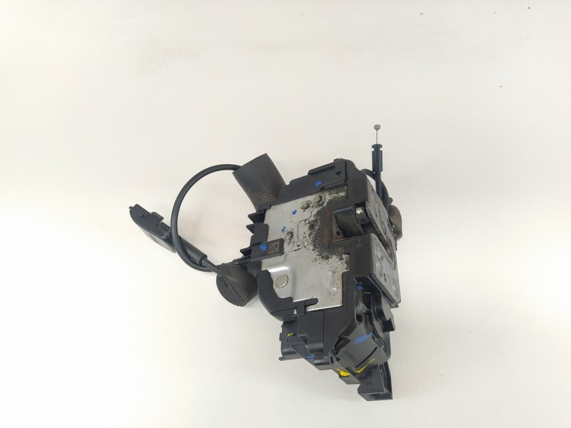 Recambio de cerradura puerta delantera derecha para renault megane iii berlina 5 p emotion referencia OEM IAM 805020001R  