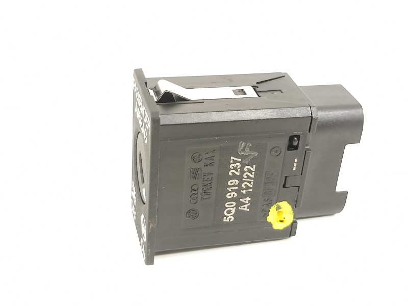 Recambio de mando multifuncion para seat arona xperience referencia OEM IAM 5Q0919237  