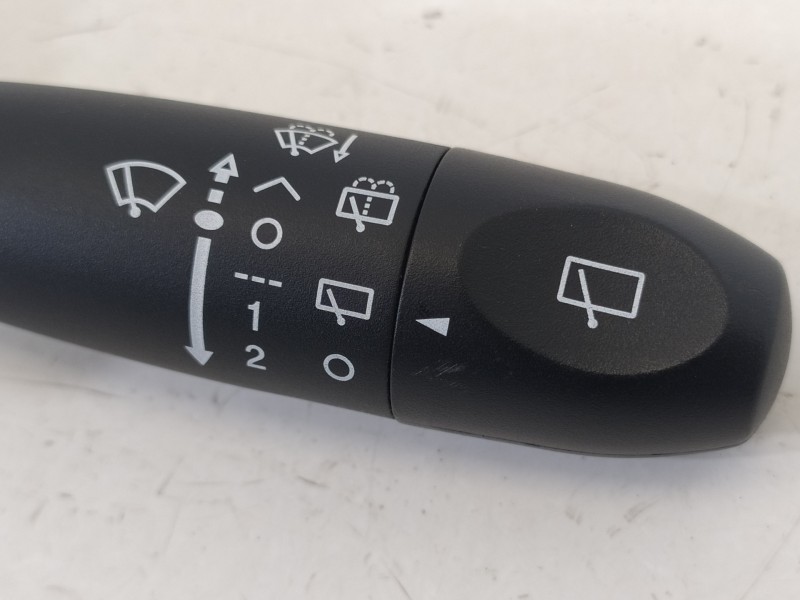 Recambio de mando limpia para hyundai i10 1.2 cat referencia OEM IAM 202007962  