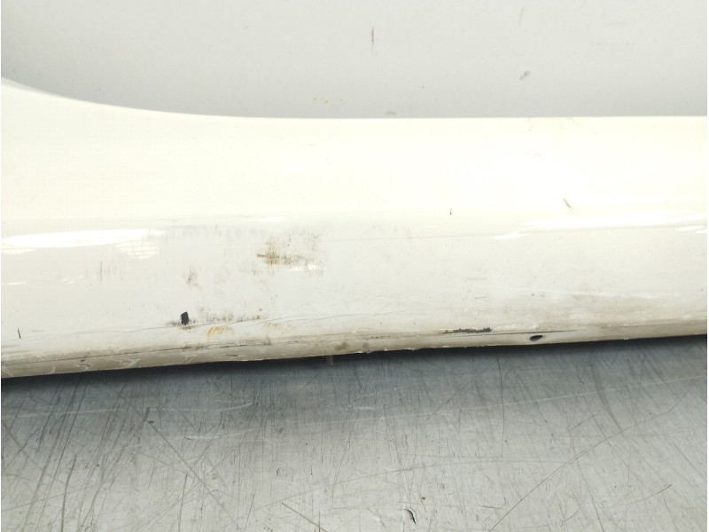 Recambio de faldon lateral para fiat 500 abarth referencia OEM IAM 735509256  