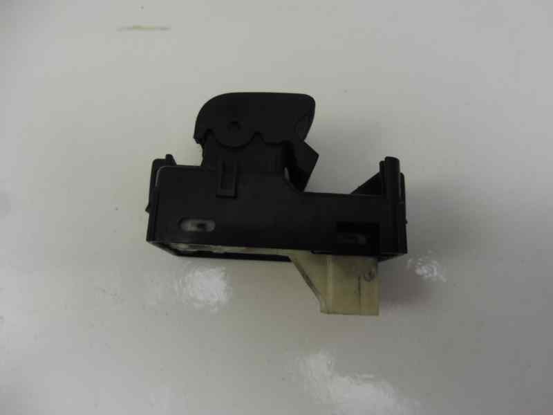 Recambio de mando elevalunas trasero derecho para toyota prius (nhw30) eco referencia OEM IAM 192801  