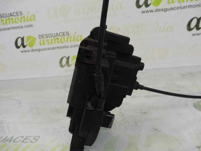 Recambio de cerradura puerta delantera derecha para renault clio iii business referencia OEM IAM 8200300125  