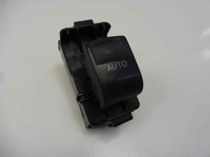 Recambio de mando elevalunas trasero derecho para toyota prius (nhw30) eco referencia OEM IAM 192801  