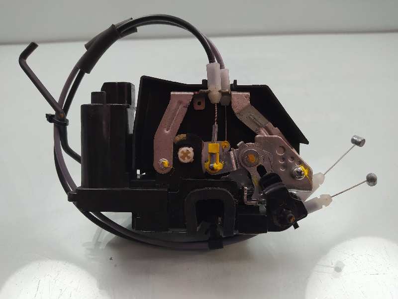 Recambio de cerradura puerta trasera izquierda para hyundai i10 1.2 cat referencia OEM IAM   