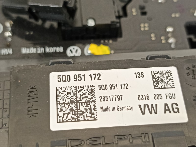 Recambio de luz interior para volkswagen golf vii lim. gte referencia OEM IAM 5TA947106A 5TA947106AWHI 5Q0951172