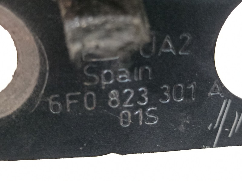 Recambio de bisagra capot para seat arona xperience referencia OEM IAM 6F0823301A  