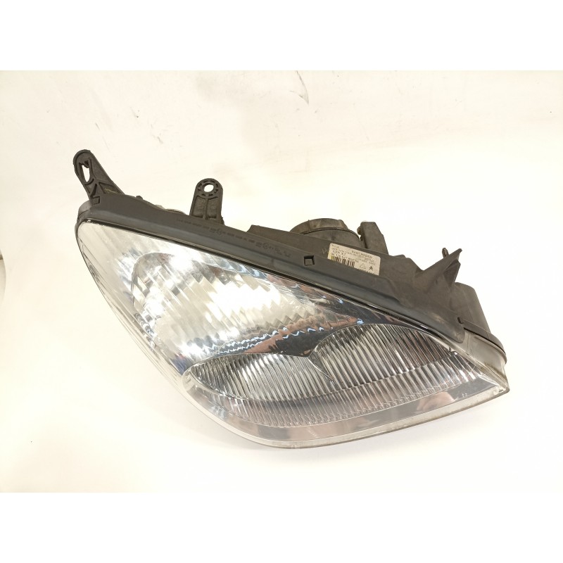 Recambio de faro derecho para citroën c5 berlina 2.0 hdi 90 sx/sx automático referencia OEM IAM 9632664780  