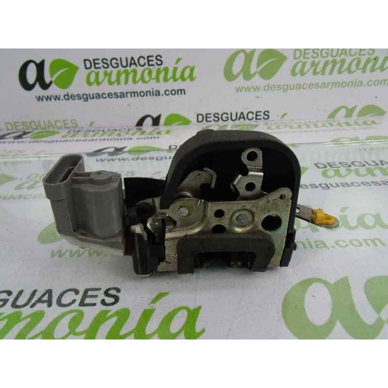 Recambio de cerradura puerta trasera derecha para alfa romeo 147 (190) 1.9 jtd distinctive referencia OEM IAM 0046556820  