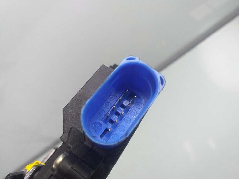 Recambio de cerradura puerta delantera izquierda para volkswagen jetta (1k2) 1.9 tdi referencia OEM IAM 3D1837015AB  