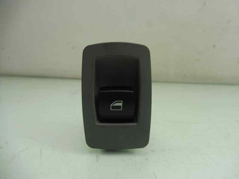 Recambio de mando elevalunas trasero derecho para bmw serie 3 touring (e91) 318d referencia OEM IAM 6945875 15939902 