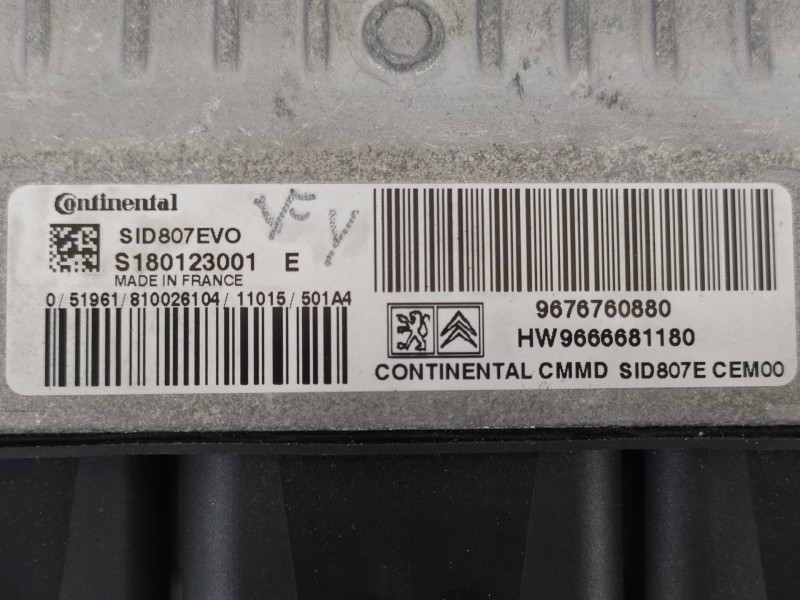Recambio de centralita motor uce para citroën c4 lim. collection referencia OEM IAM 9676760880 9666681180 S180123001