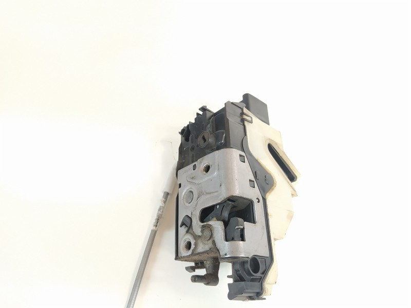 Recambio de cerradura puerta delantera derecha para citroën c4 lim. collection referencia OEM IAM 9685351480  