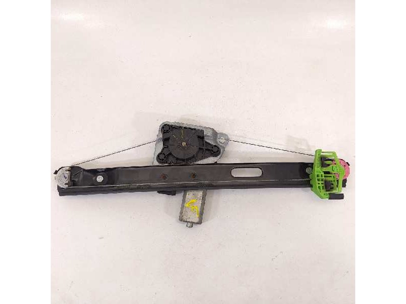 Recambio de elevalunas trasero izquierdo para bmw serie 3 touring (e91) 318d referencia OEM IAM 13262410 7075883 71002603