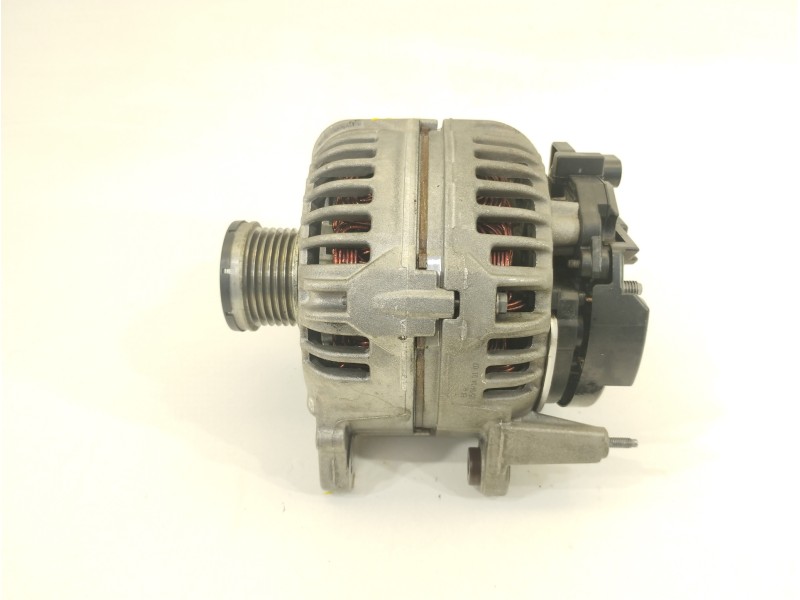 Recambio de alternador para volkswagen scirocco (137) 1.4 tsi (90kw) referencia OEM IAM 03C903023A 124525093 