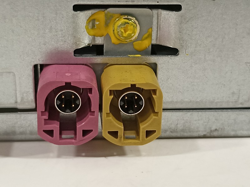 Recambio de sistema navegacion gps para seat arona xperience referencia OEM IAM 575035862H  