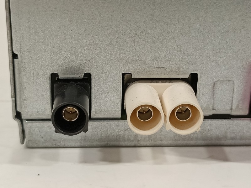 Recambio de sistema navegacion gps para seat arona xperience referencia OEM IAM 575035862H  