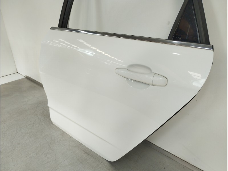 Recambio de puerta trasera izquierda para citroën c4 lim. collection referencia OEM IAM   