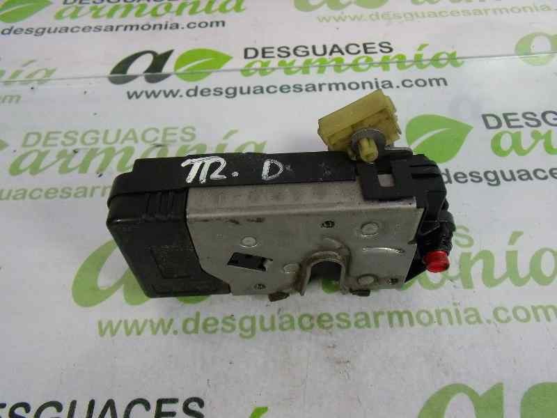Recambio de cerradura puerta trasera derecha para opel vectra c berlina club referencia OEM IAM 24447346  