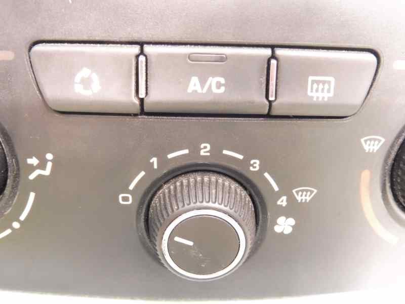 Recambio de mando calefaccion / aire acondicionado para peugeot 207 sport referencia OEM IAM N108225D  