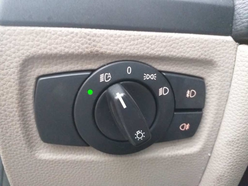 Recambio de mando luces para bmw serie 1 berlina (e81/e87) 118d referencia OEM IAM 61316932796  