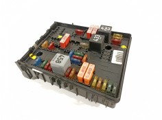 Recambio de caja reles / fusibles para audi a3 (8p) 2.0 tdi attraction (dpf) referencia OEM IAM 1K0937124H  