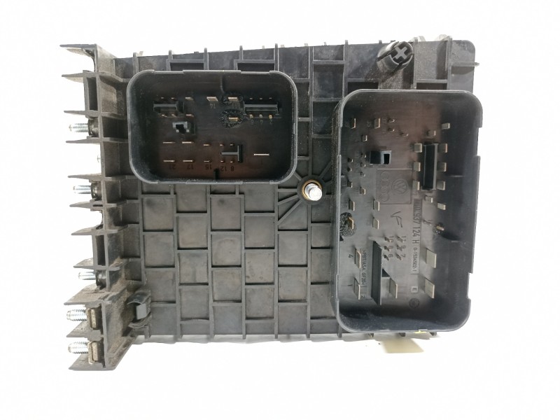 Recambio de caja reles / fusibles para audi a3 (8p) 2.0 tdi attraction (dpf) referencia OEM IAM 1K0937124H  