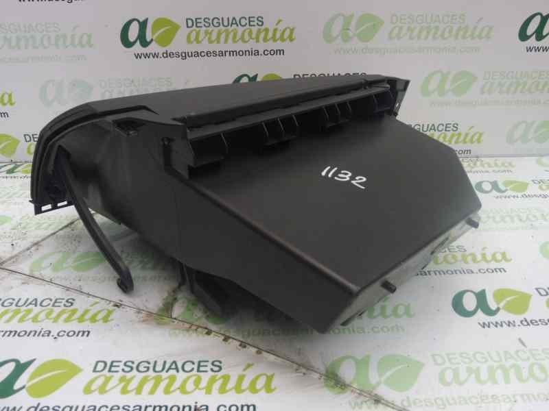 Recambio de guantera para renault clio iii yahoo! referencia OEM IAM 8200407712  