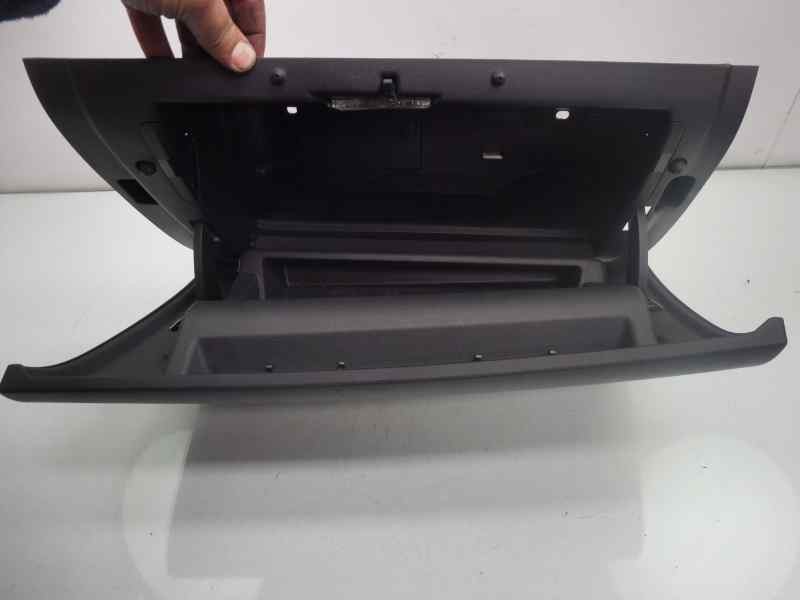 Recambio de guantera para volvo s60 lim. momentum referencia OEM IAM 30755651  