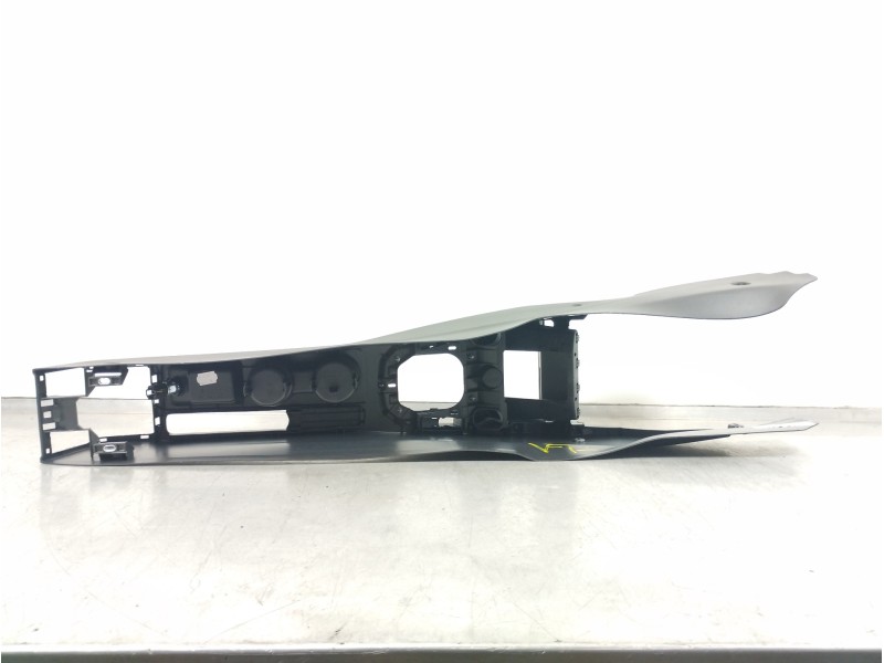 Recambio de consola central para seat arona xperience referencia OEM IAM 6F1863243 01173227 