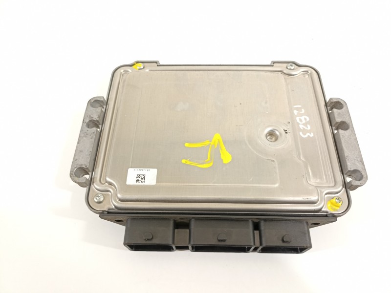 Recambio de centralita motor uce para peugeot 308 sw sport referencia OEM IAM 9664843780 0281013872 9653958980