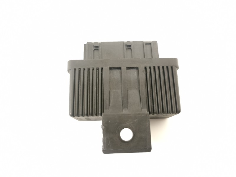 Recambio de rele inyeccion para peugeot 308 sw sport referencia OEM IAM 240107  