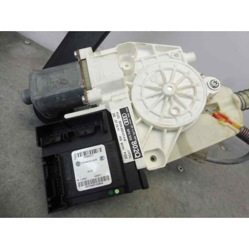 Recambio de elevalunas delantero derecho para audi a3 sportback (8p) 1.6 tdi attraction referencia OEM IAM 8P0959802Q  