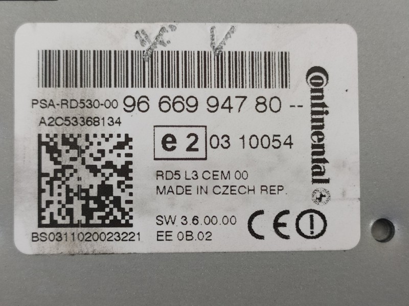 Recambio de sistema audio / radio cd para citroën c4 lim. collection referencia OEM IAM 9666994780 A2C53368134 