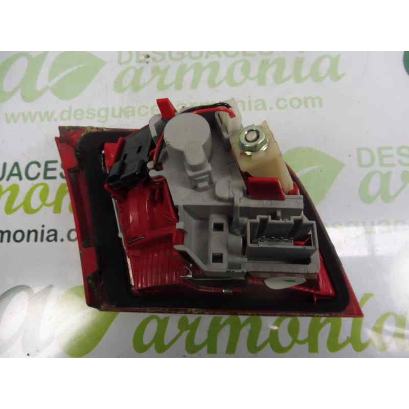 Recambio de piloto trasero derecho en porton para audi a3 sportback (8p) 1.6 tdi attraction referencia OEM IAM 8P4945094D  